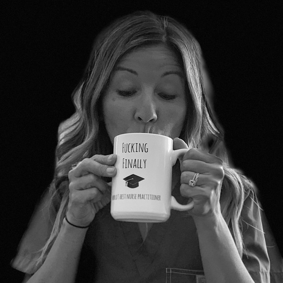 Welcome to my closet! - Picture 4 of 4